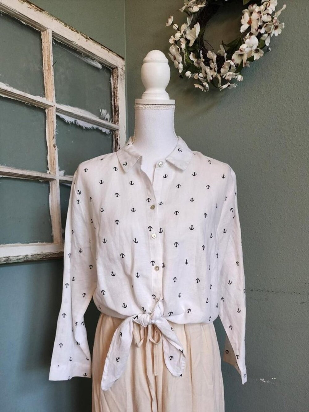 Women's White and Navy Anchor Button up tie Blouse Size Medium - Picture 1 of 8